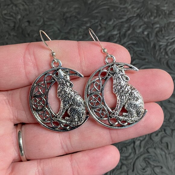 Celtic Witchy Wolf and Crescent Moon Necklace and Earrings Jewelry Set - Picture 6 of 7